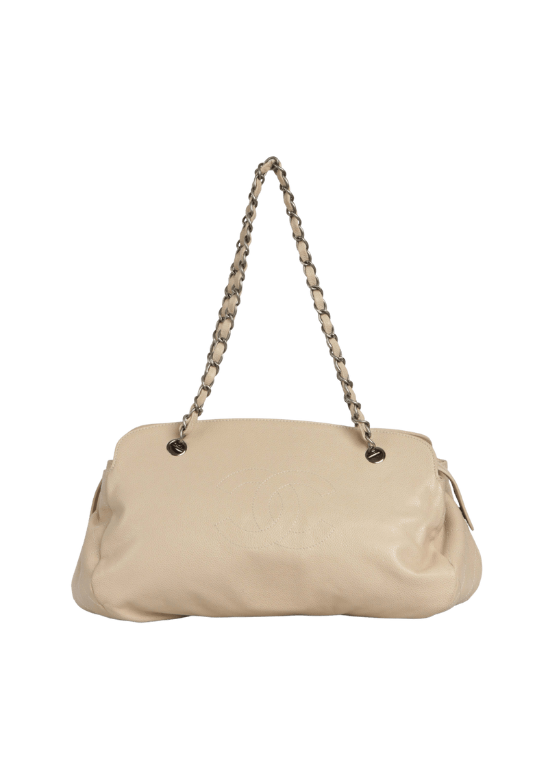 MEDIUM CC BOWLER BAG CAVIAR