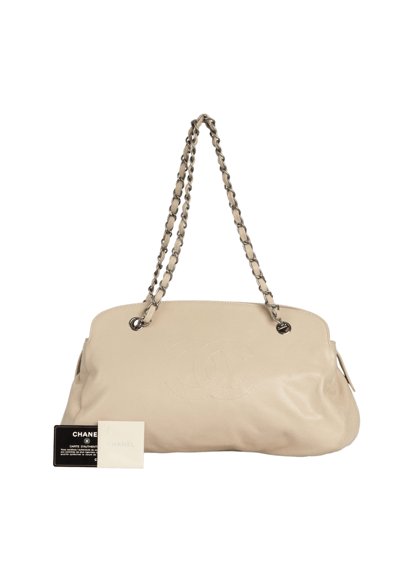 MEDIUM CC BOWLER BAG CAVIAR