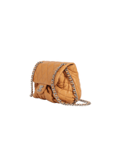 MEDIUM CHAIN AROUND FLAP BAG