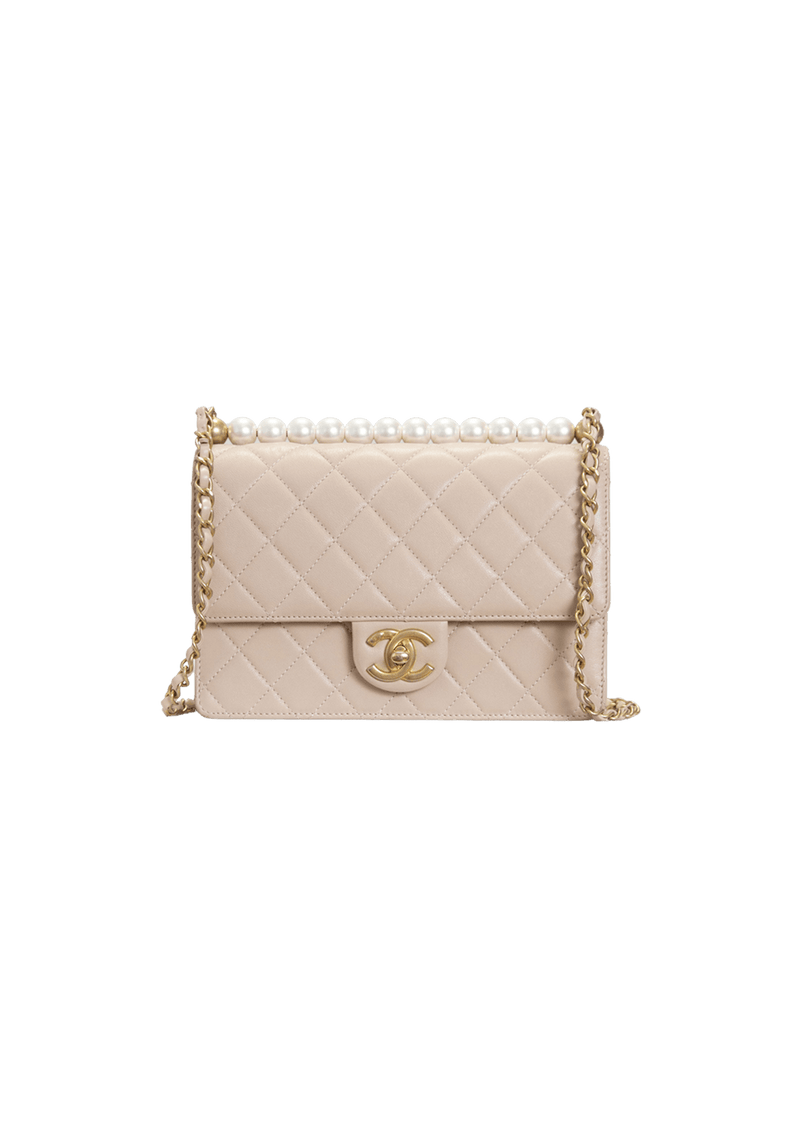 MEDIUM CHIC PEARLS FLAP BAG