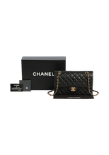 MEDIUM CLASSIC DOUBLE FLAP LAMBSKIN