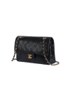 MEDIUM CLASSIC DOUBLE FLAP LAMBSKIN