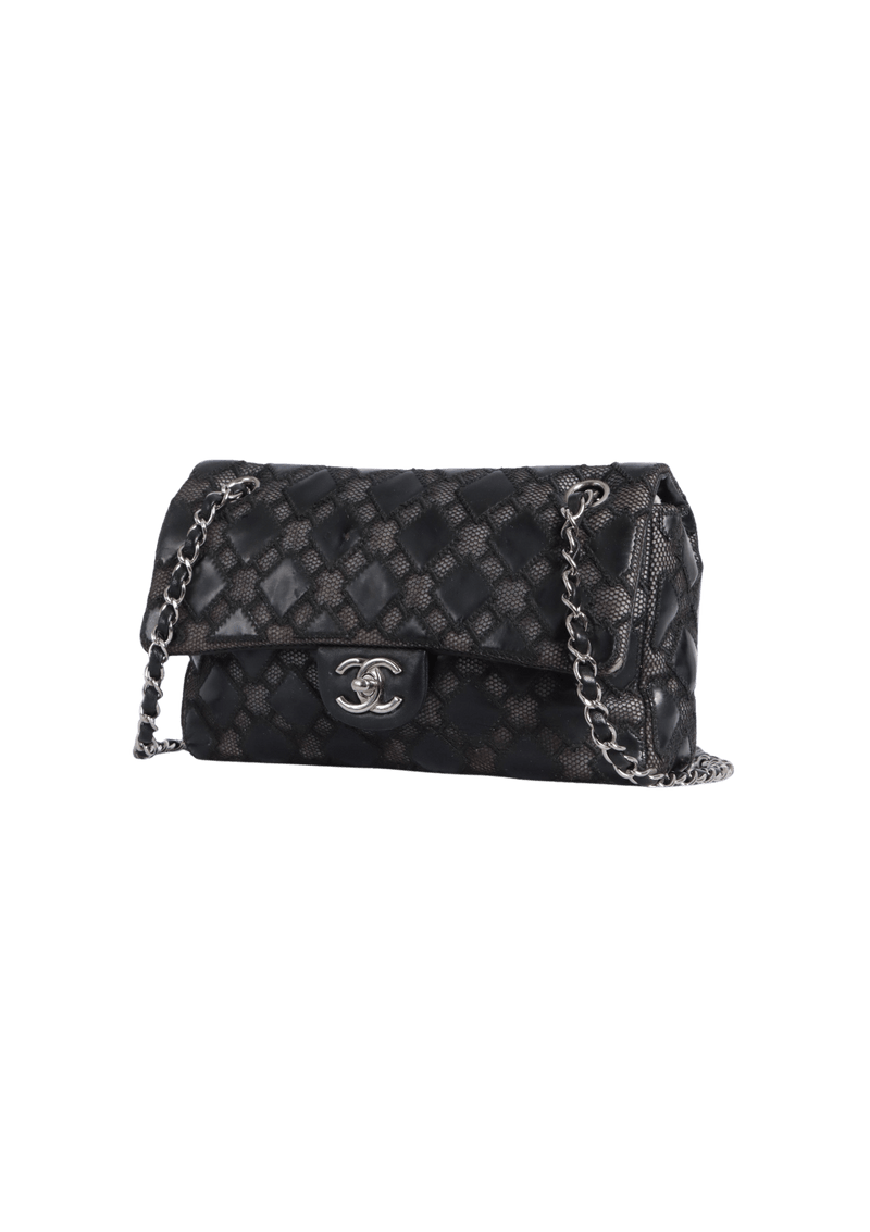 MEDIUM CLASSIC SINGLE FLAP PATENT AND MESH