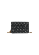 PEARL CRUSH CC WALLET ON CHAIN