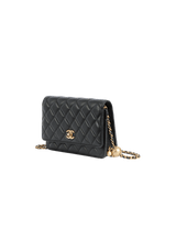 PEARL CRUSH CC WALLET ON CHAIN