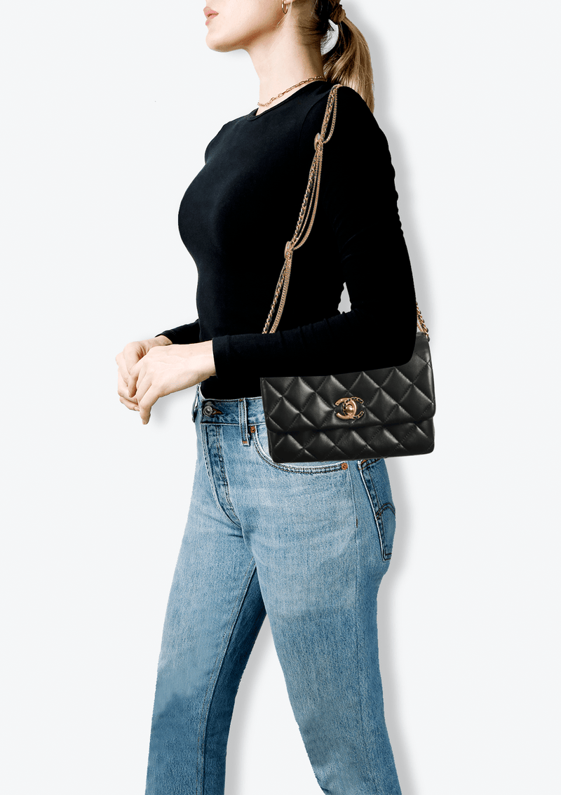 PRECIOUS BUTTON QUILTED FLAP BAG