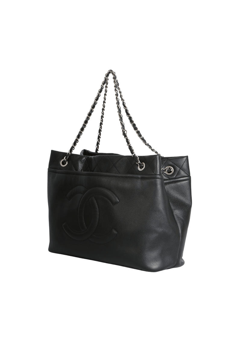 TIMELESS CC QUILTED HOBO