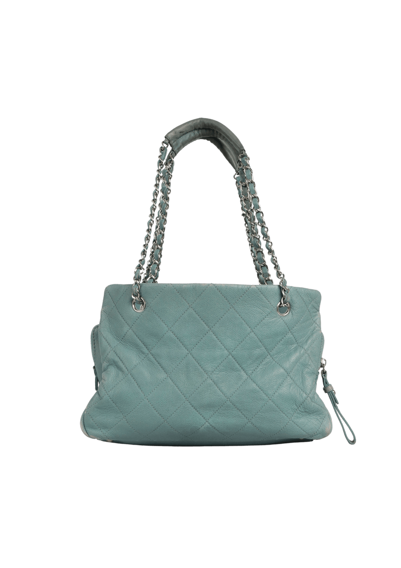 TIMELESS CC SHOPPER TOTE