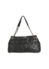 TIMELESS CC SHOPPER TOTE