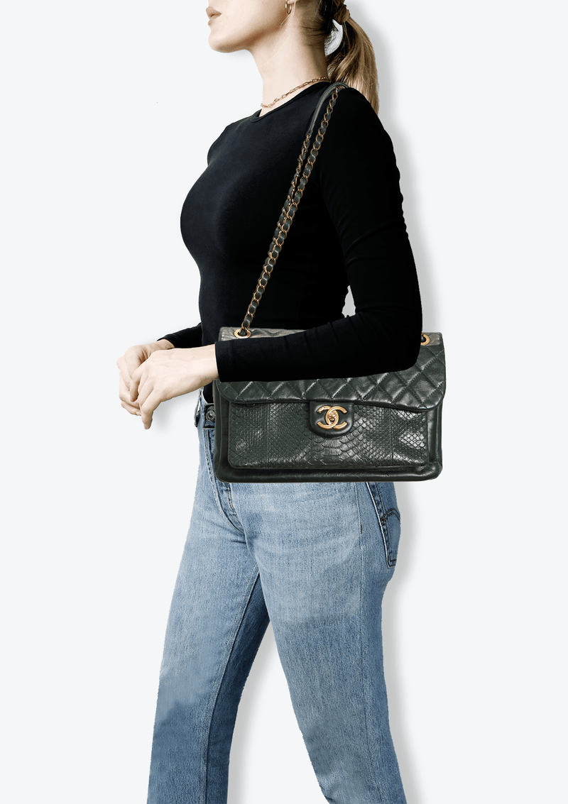 URBAN MIX FLAP BAG PYTHON