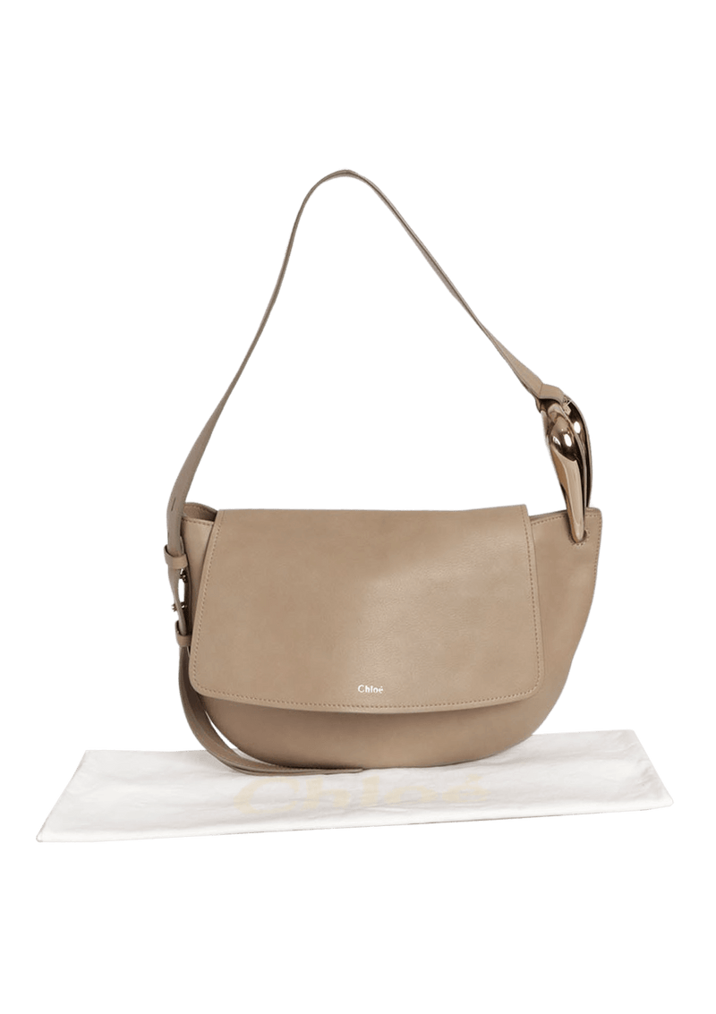 LEATHER KISS SHOULDER BAG