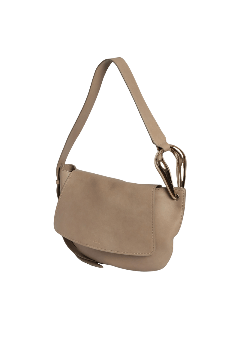 LEATHER KISS SHOULDER BAG