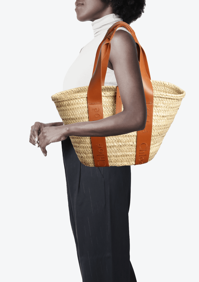 MEDIUM RAFFIA BASKET BAG