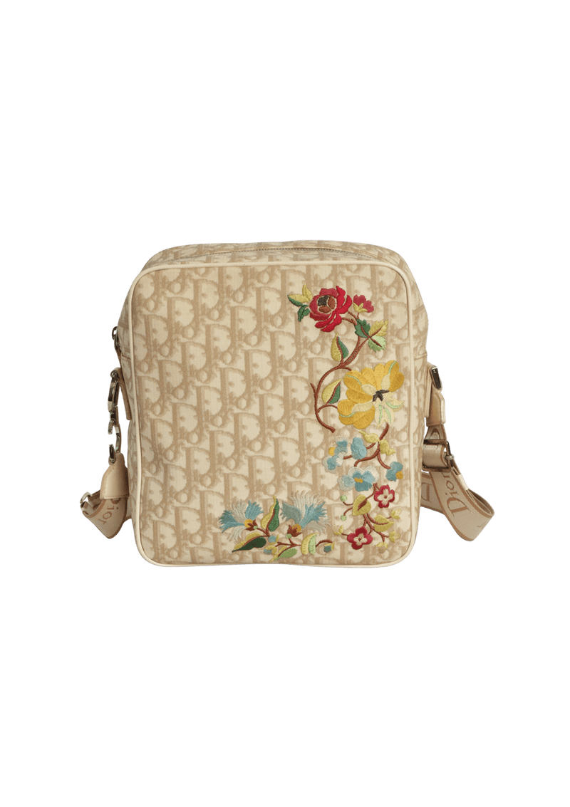 EMBROIDERED DIORISSIMO CROSSBODY BAG