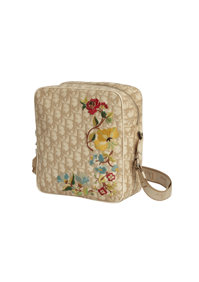 EMBROIDERED DIORISSIMO CROSSBODY BAG