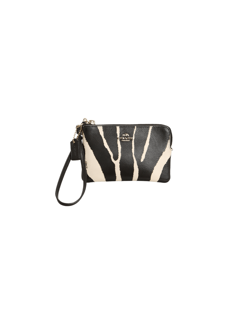 ANIMAL PRINT WRISTLET POUCH