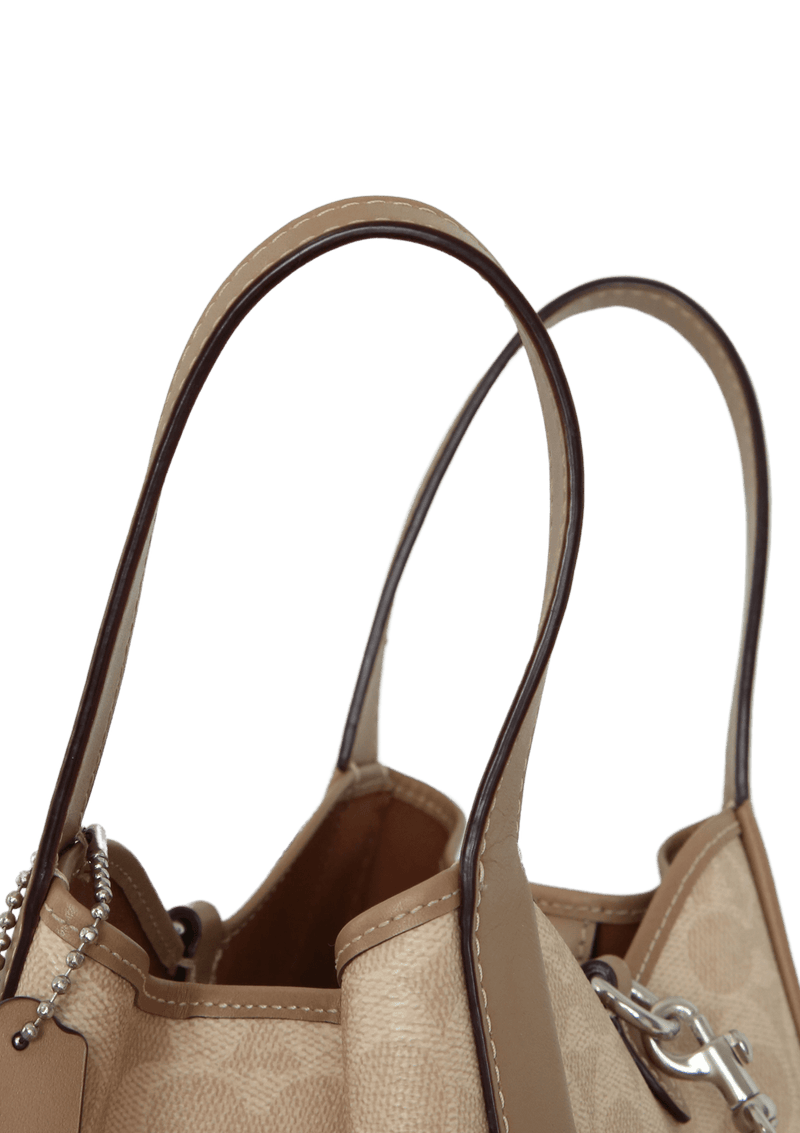 HADLEY SIGNATURE HOBO 21 BAG