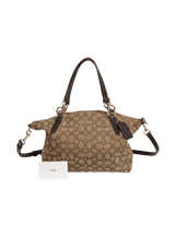 SIGNATURE SMALL KELSEY SATCHEL BAG