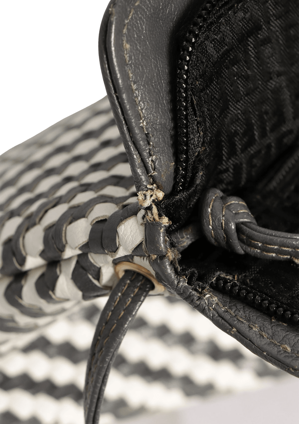 VINTAGE WOVEN CROSSBODY BAG