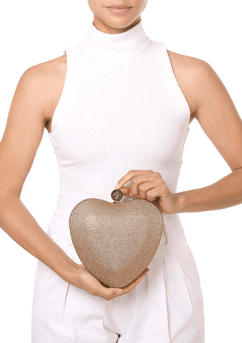 BOLSA CLUTCH EM CRISTAIS HEART