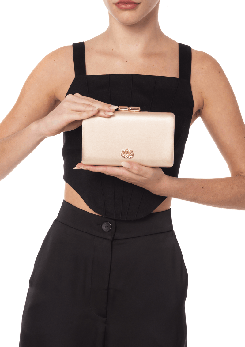 CLUTCH EVA EM CETIM