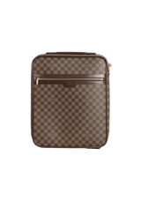 DAMIER ÉBÈNE PÉGASE 45