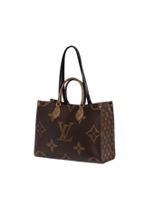 MONOGRAM GIANT REVERSE ONTHEGO MM