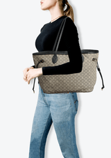 MONOGRAM IDYLLE NEVERFULL MM