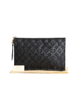 MONOGRAM LUREX NOIR POCHETTE FLAT