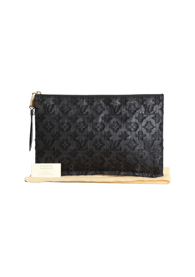 MONOGRAM LUREX NOIR POCHETTE FLAT