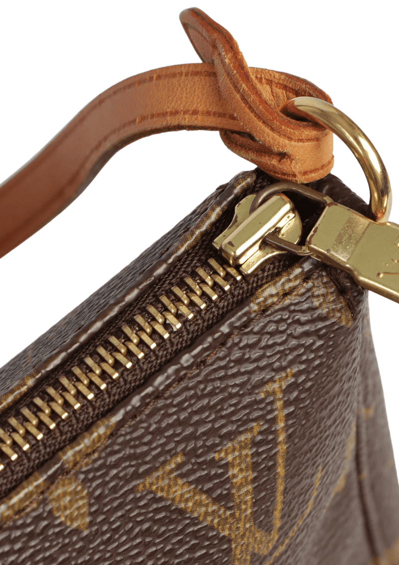 MONOGRAM POCHETTE ACCESSOIRES