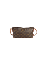 MONOGRAM TROTTEUR