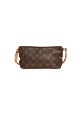 MONOGRAM TROTTEUR
