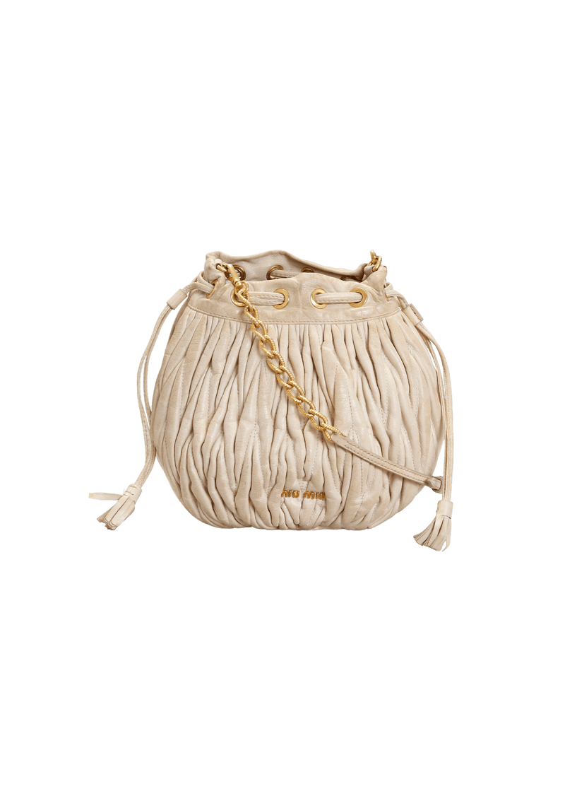 MATELASSE BUCKET BAG