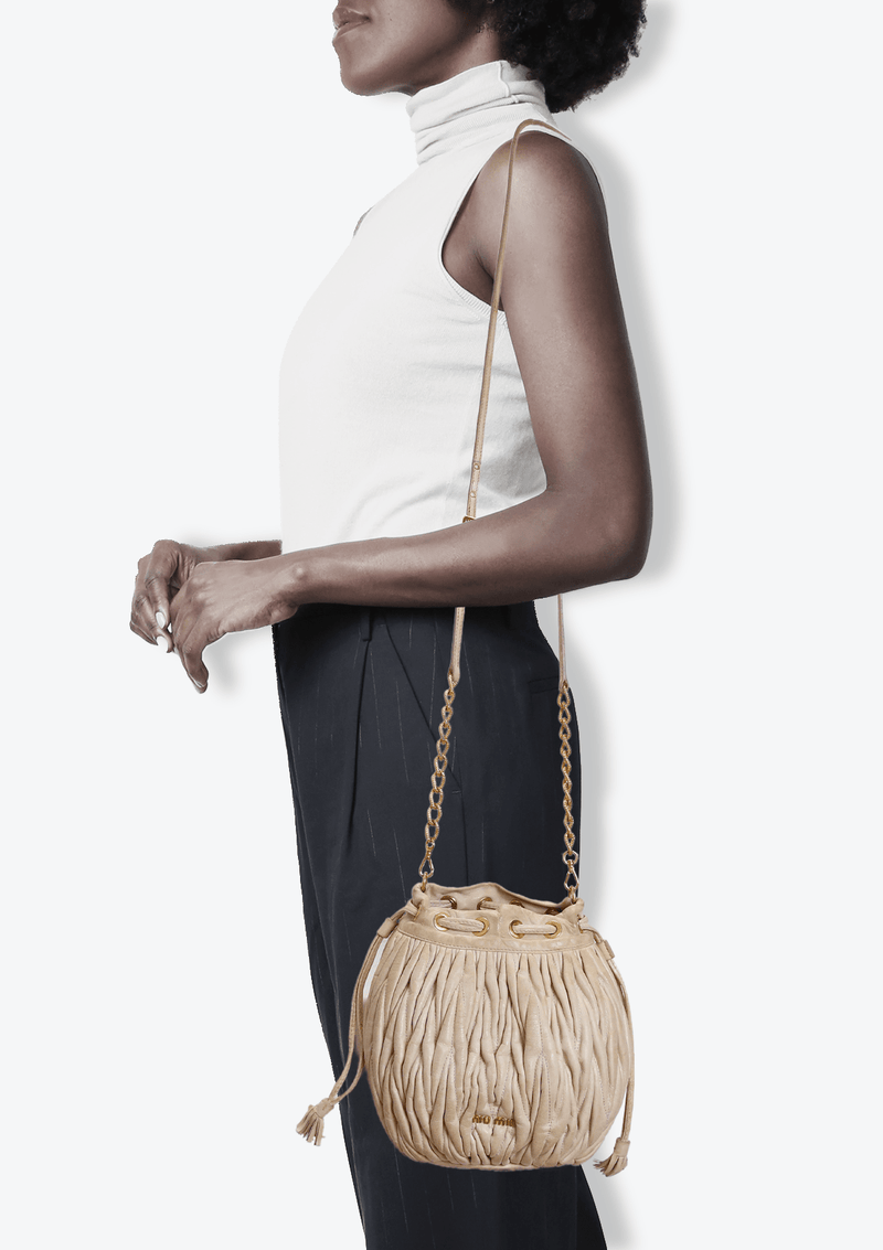 MATELASSE BUCKET BAG