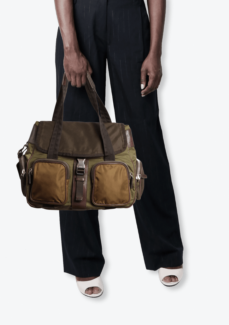 BOLSA PRADA ACTIVE CARGO BAG VERDE ORIGINAL Gringa