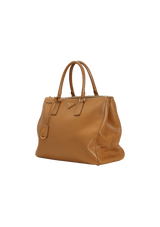 LARGE SAFFIANO LUX DOUBLE ZIP GALLERIA