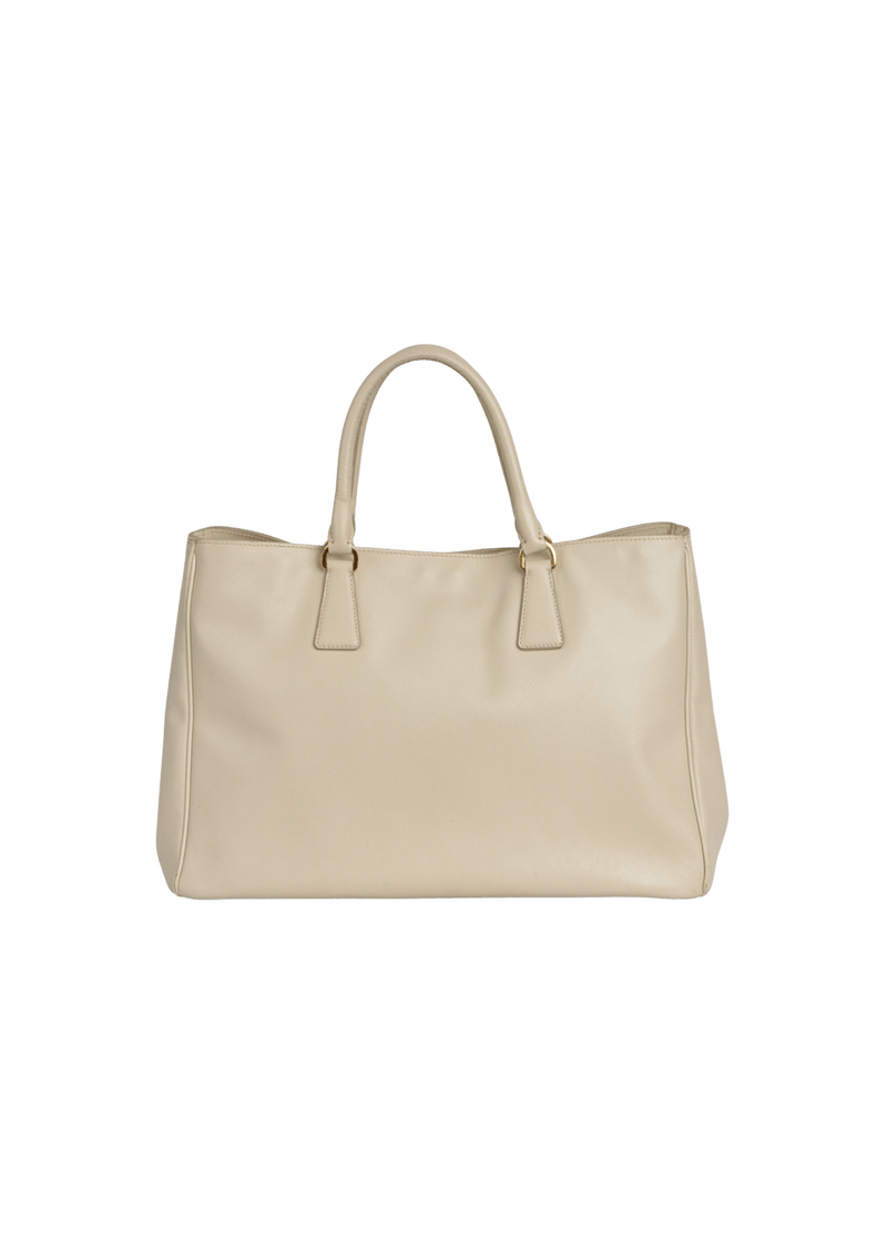 SAFFIANO LUX DOUBLE ZIP GALLERIA