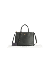 SAFFIANO LUX DOUBLE ZIP GALLERIA