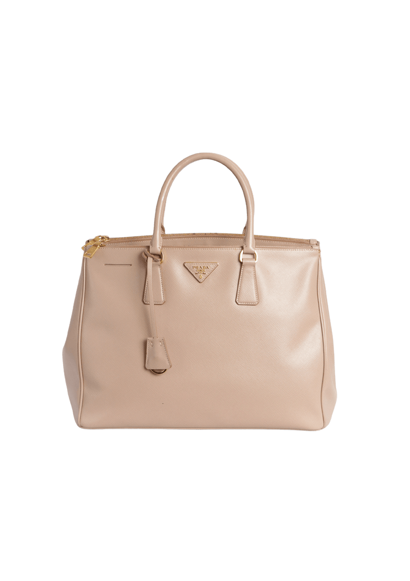 SAFFIANO LUX DOUBLE ZIP GALLERIA