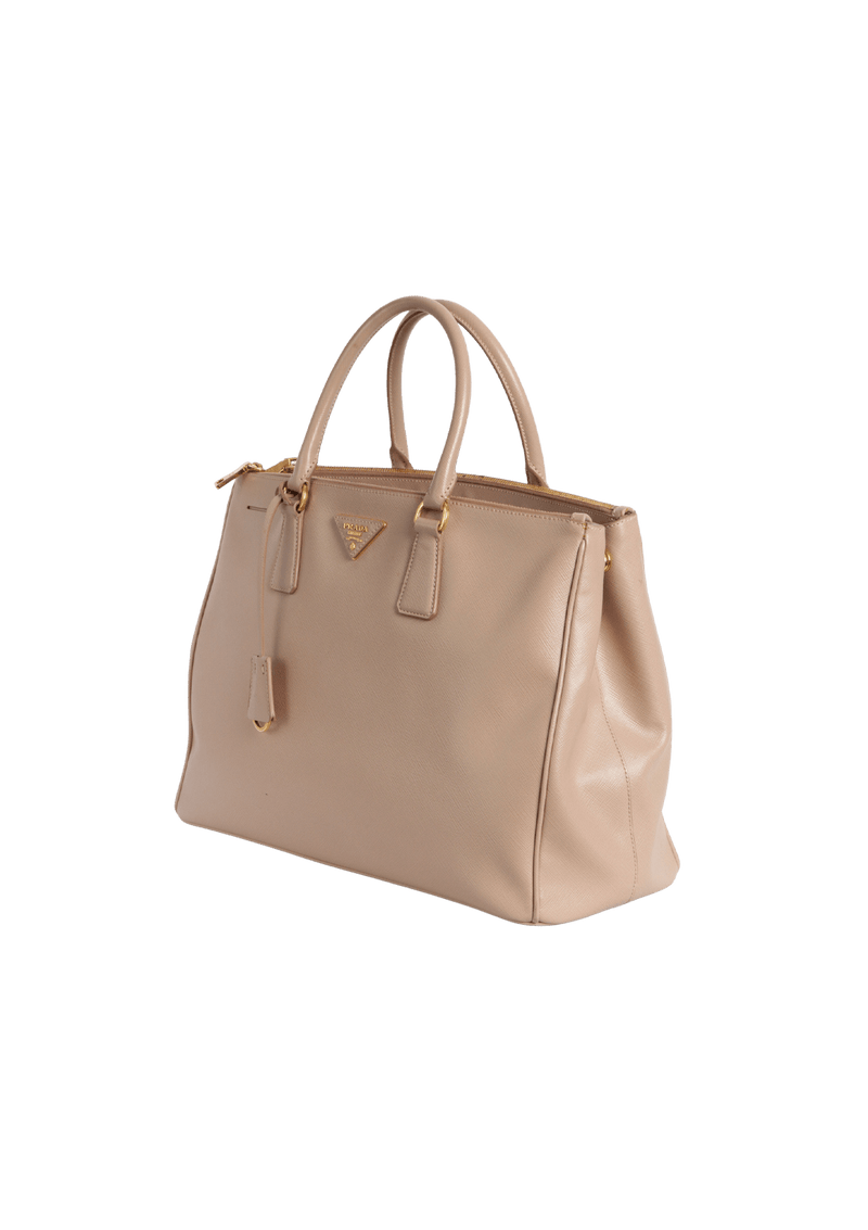 SAFFIANO LUX DOUBLE ZIP GALLERIA