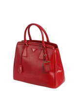 SAFFIANO VERNICE PARABOLE BAG