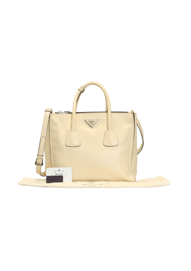 BOLSA PRADA PATTINA GLACE CALF FLAP CHAIN BAG PRETO ORIGINAL – Gringa