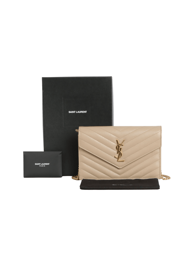 CASSANDRE ENVELOPE MATELASSÉ CHAIN WALLET