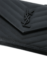 CASSANDRE ENVELOPE MATELASSÉ CHAIN WALLET