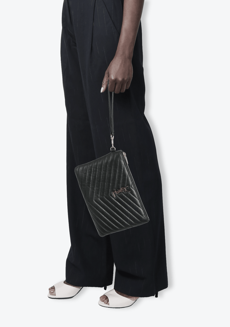 BOLSA SAINT LAURENT MATELASSE A5 POUCH PRETO ORIGINAL Gringa