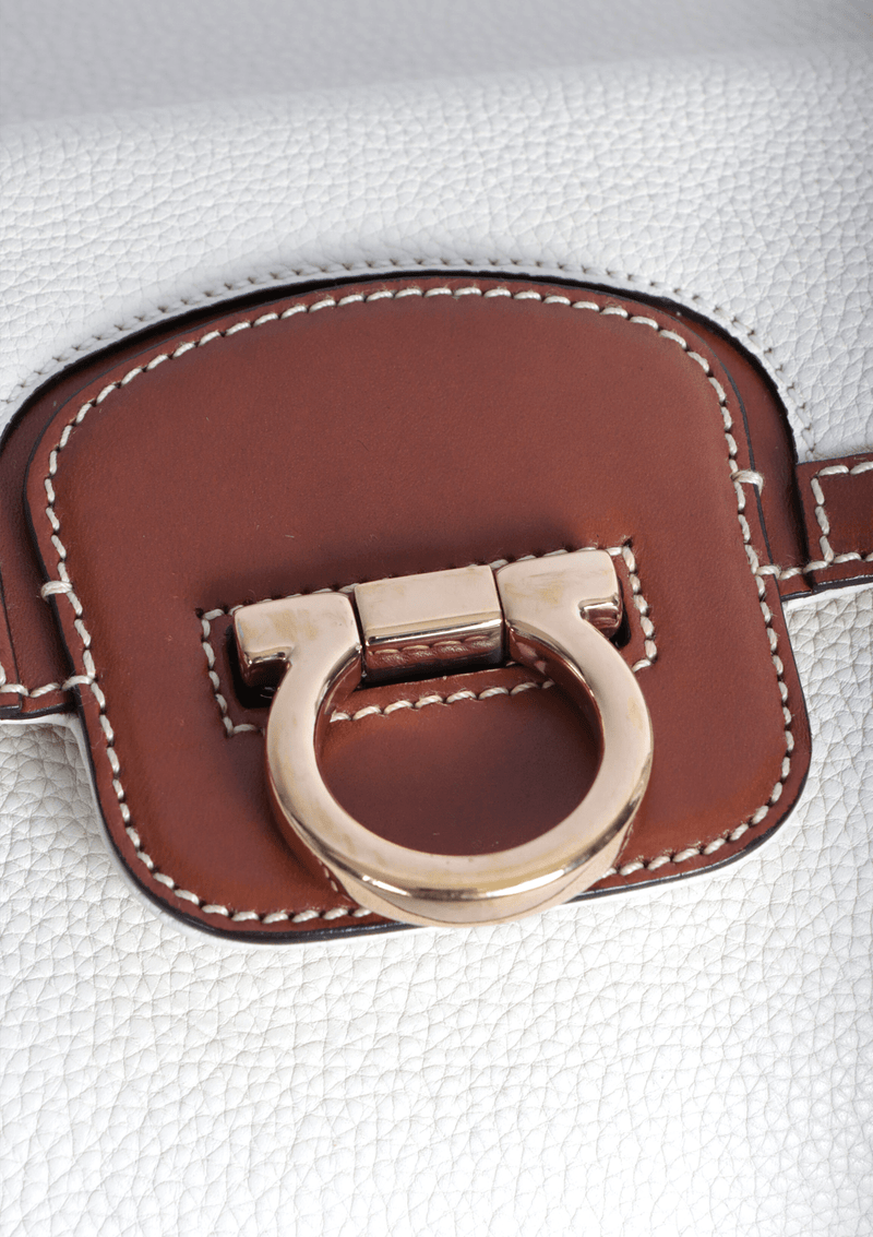 LEATHER KISS LOCK BAG