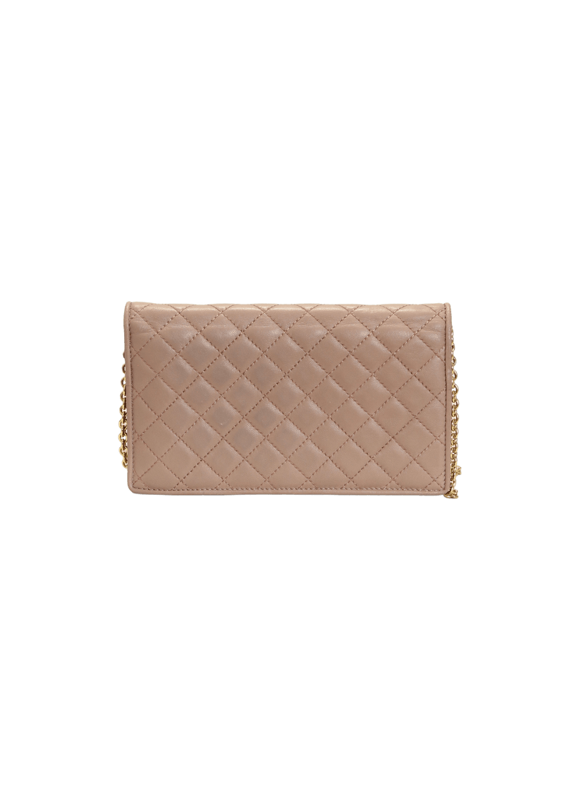 QUILTED VARA BOW WALLET ON CHAIN