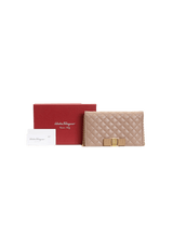 QUILTED VARA BOW WALLET ON CHAIN