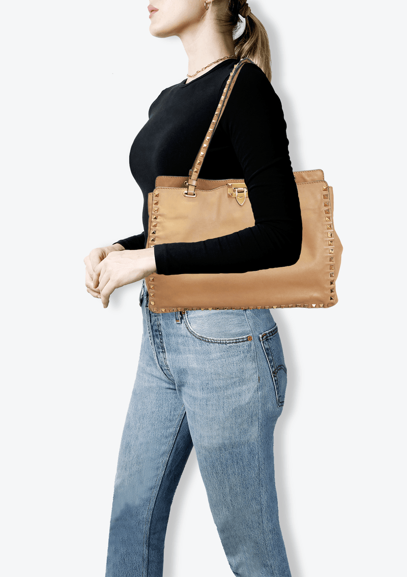 MEDIUM ROCKSTUD TOTE